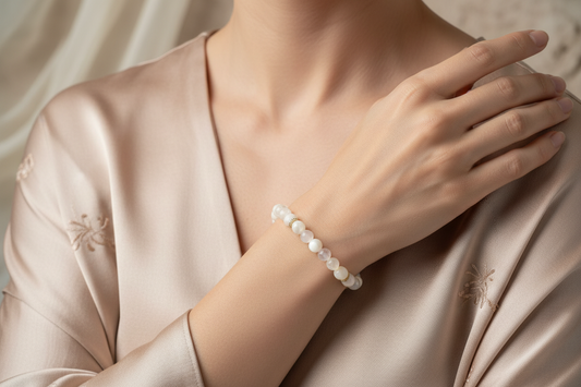 トラウマ癒し・邪気払い・前向きな心を導く。ウィスタリアパープルジェイド&シェル ブレスレット