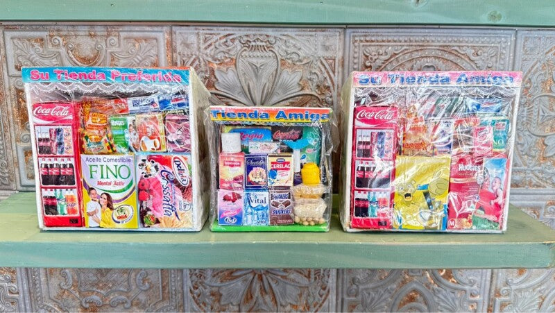 商売繫盛!お店が持ちたい!願掛け小物★お店(中)紙幣付き