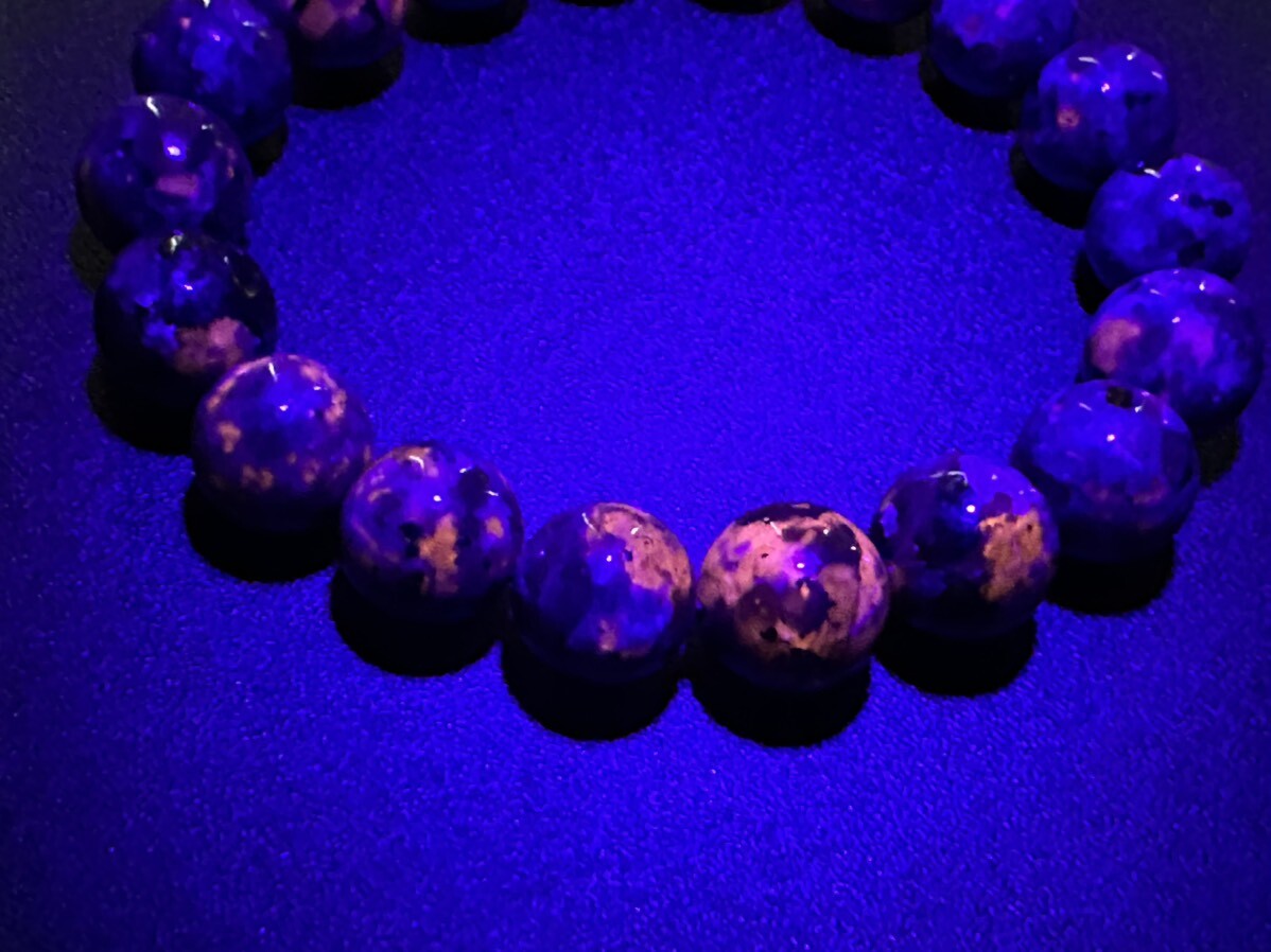 テレビ番組で紹介!!闇夜で光る!霊や悪意を強力にブロック!ユーパーライト 12mm