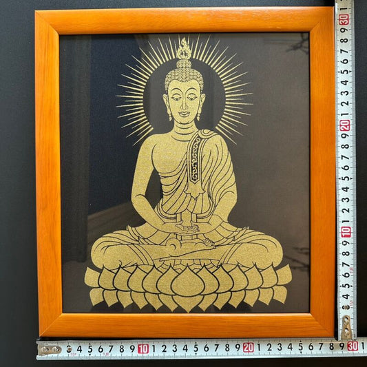 素晴らしい地位と名誉を与える仏 ワンパルハッサブディー タイ・シルクアート