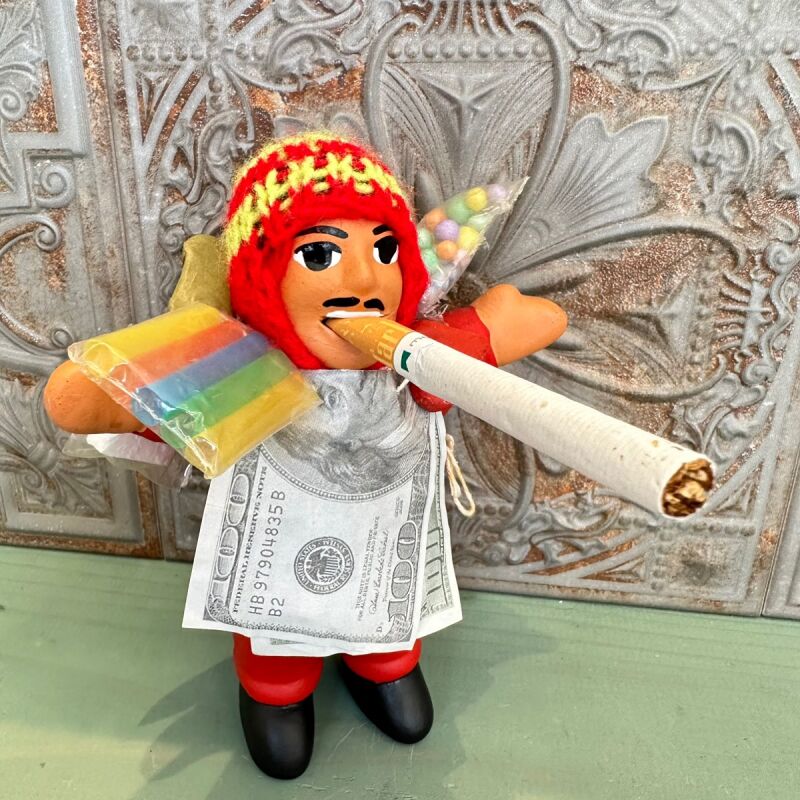 【レッド】『ペルー産!』エケコ(エケッコー)人形 中Mサイズ(約15センチ)