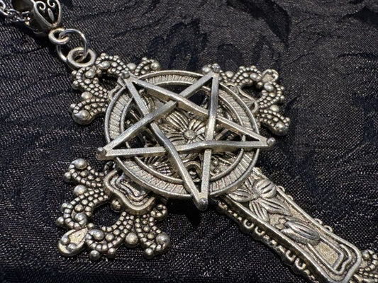 永遠に全ての魔・厄を跳ね返す!五芒星&十字架 魔術ペンダント
