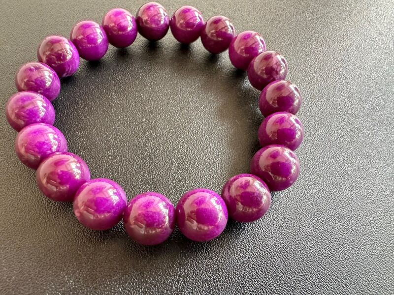 現代人の全ての悩みを解消する究極のヒーリングストーン!世界3大石☆スギライト10mmブレス