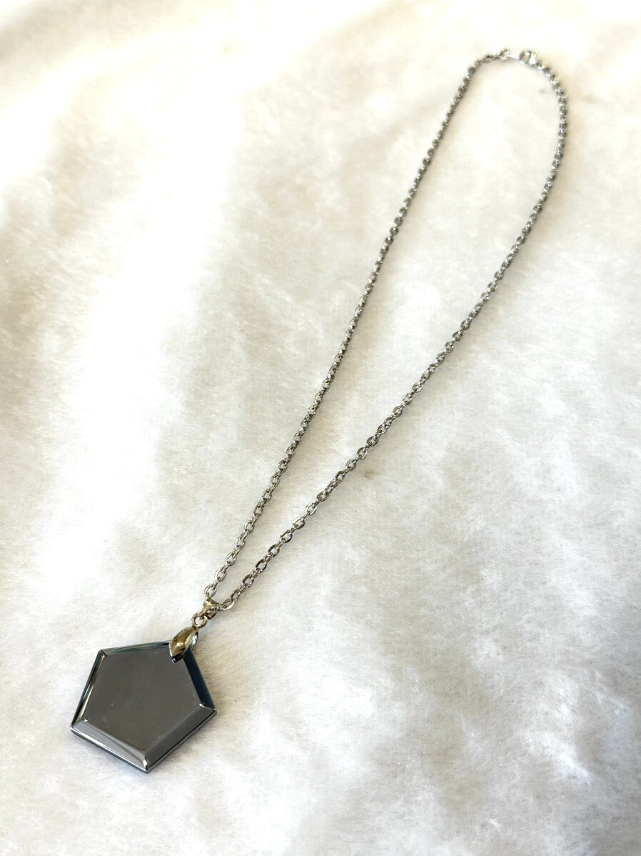 話題!体の内外から健康に!強い魔除けの力も秘める☆五芒星テラヘルツAAA