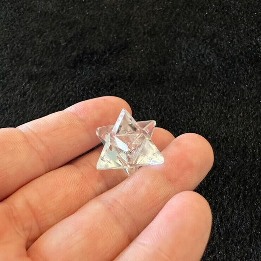 完璧なパワーバランスと守護力!マカバスター★最強ヒマラヤ水晶〜強力な浄化力・幸運を呼ぶ