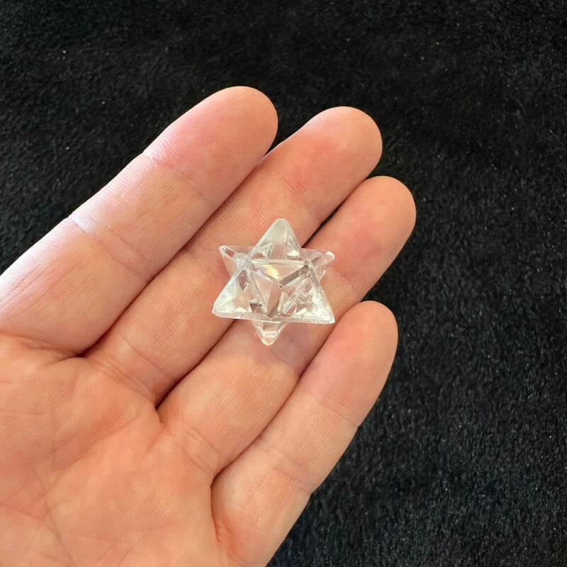 完璧なパワーバランスと守護力!マカバスター★最強ヒマラヤ水晶〜強力な浄化力・幸運を呼ぶ