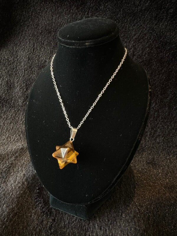 強力な保護力を持つ!マカバスターネックレス★タイガーアイ〜金運・仕事運を増幅させる