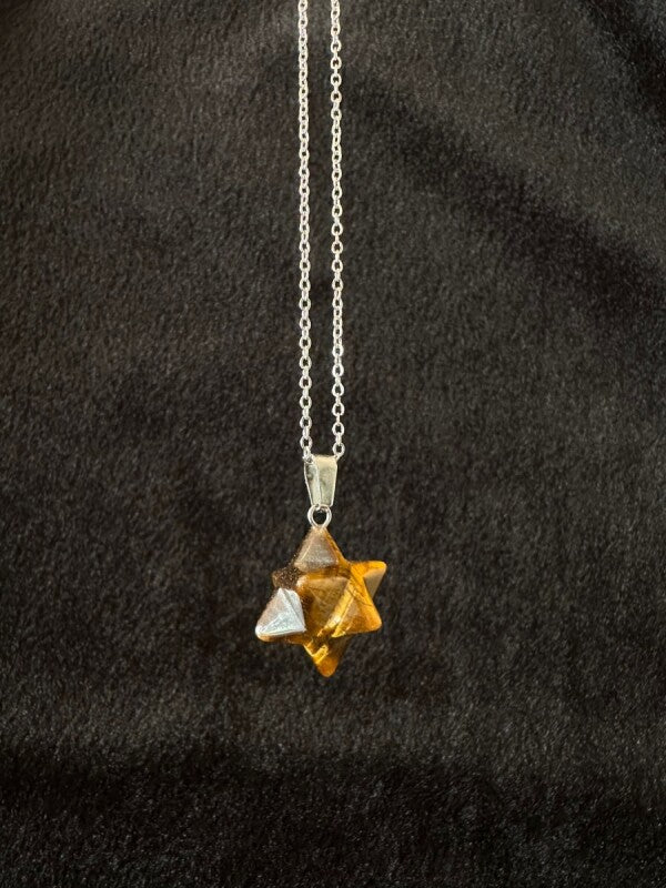 強力な保護力を持つ!マカバスターネックレス★タイガーアイ〜金運・仕事運を増幅させる