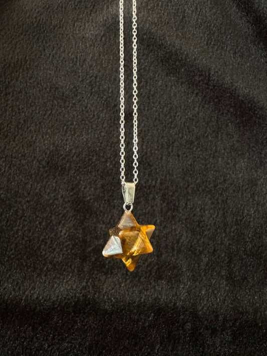 強力な保護力を持つ!マカバスターネックレス★タイガーアイ〜金運・仕事運を増幅させる