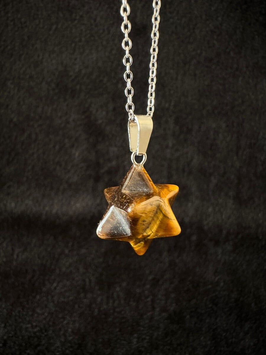 強力な保護力を持つ!マカバスターネックレス★タイガーアイ〜金運・仕事運を増幅させる