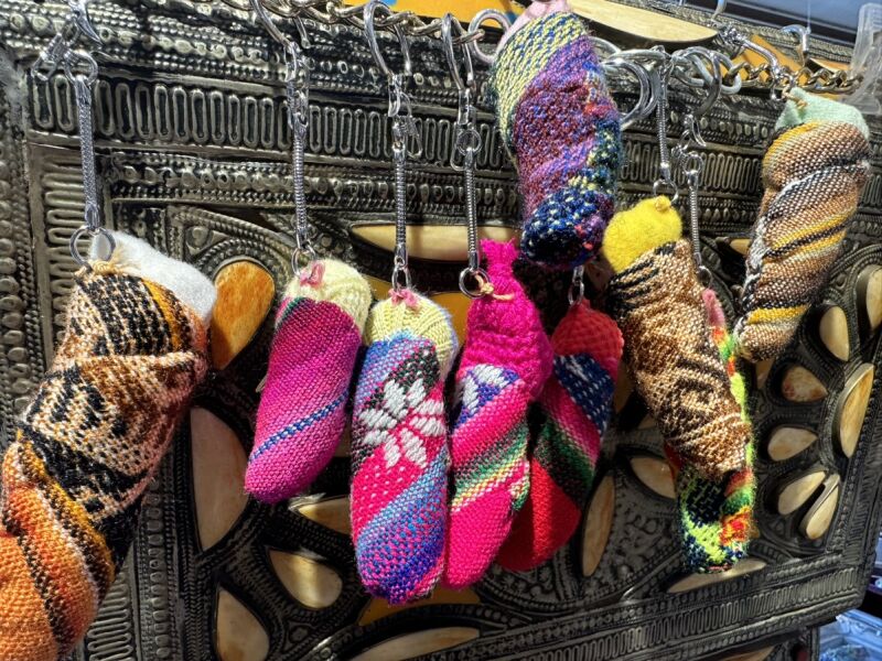 エケコ人形用小物 お願い 赤ちゃんが欲しい❤ボリビアンおくるみキーホルダー【小物のみの価格】