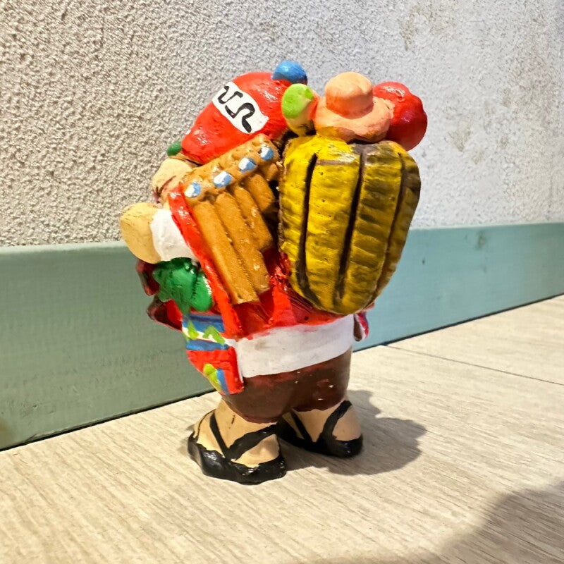 ボリビアン陶器エケコ(エケッコー)人形 B