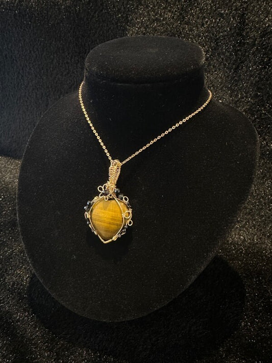 あなたの名前を基に仕上げるスピリチュアルネックレス 〜身体エネルギーを活性化!障害を取り除き、金運を引き寄せる!〜 タイガーアイ&ブラックスピネルB