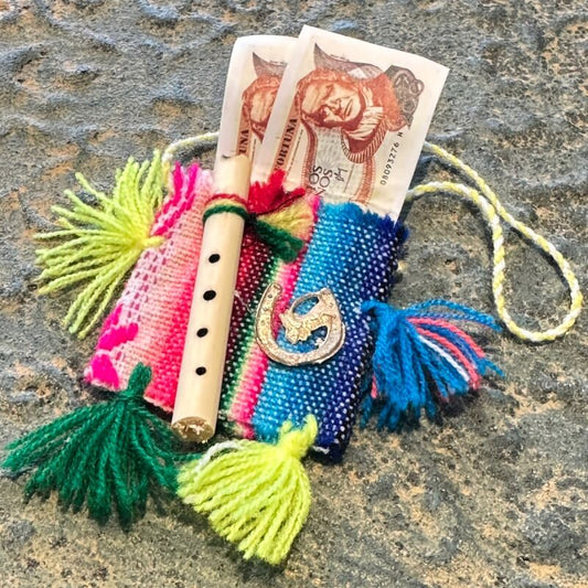 お金がたくさん集まります様に!ボリビアのお札入れ★チュスパ(正方形) エケコ人形小物(小物のみの価格)