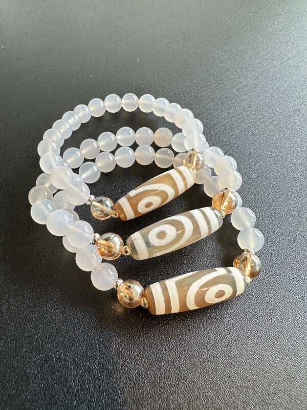 人との絆を強め、恋愛面の障害を克服する!二眼天珠&ホワイト瑪瑙&ゴールデンオーラ ブレスレット