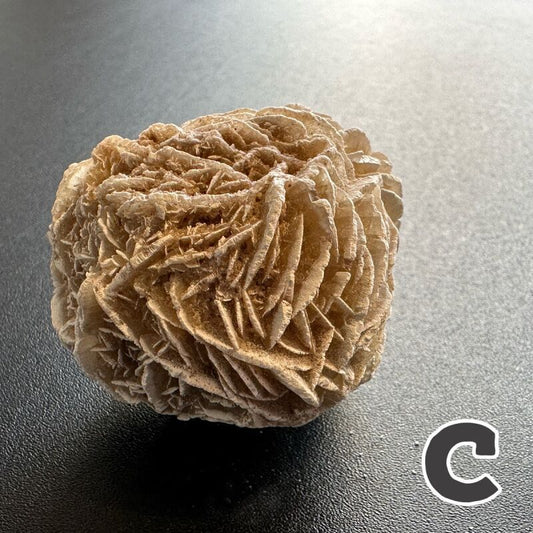 持ち主を傷つける存在を寄せ付けない!断ち切れ!砂漠の薔薇C