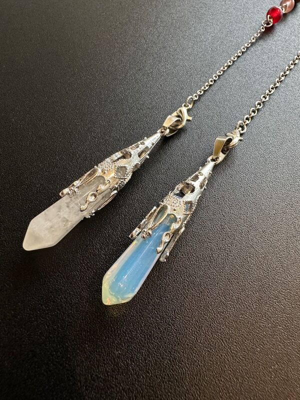 【7チャクラチェーン付き】悩み事の答えを導き出す!滴型ペンデュラム 運気を高め、潜在能力を引き出す〜水晶〜