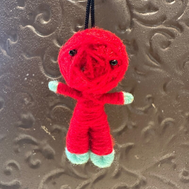 レッド◎健康祈願のお靴を履いたハッピードール(ブドゥー人形)◎厄を食べて幸運を招くお守り◎