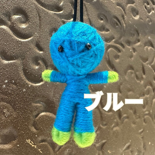 ブルー◎健康祈願のお靴を履いたハッピードール(ブドゥー人形)◎厄を食べて幸運を招くお守り◎