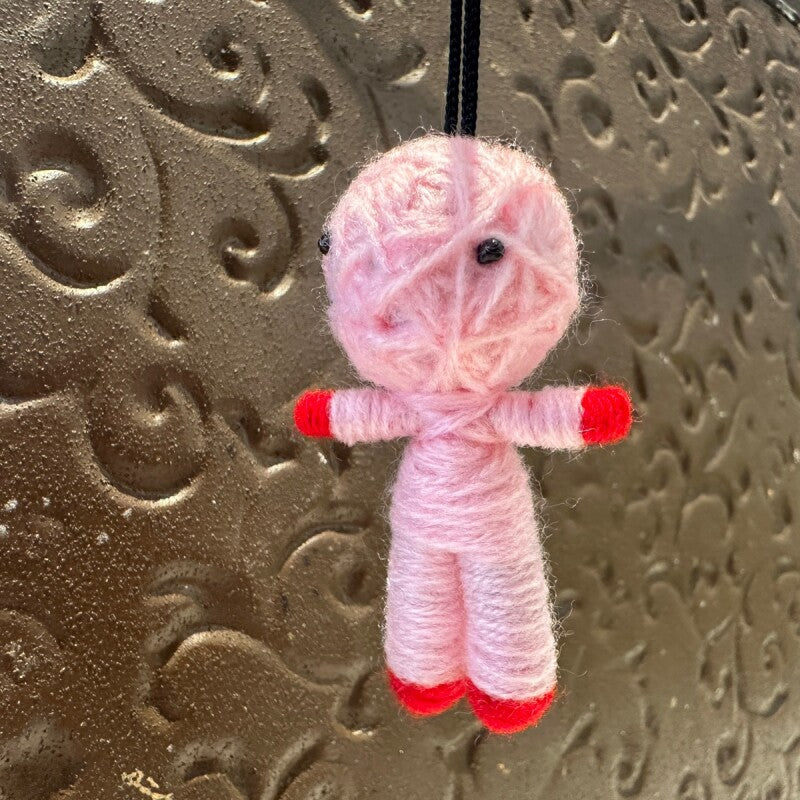 ライトピンク◎健康祈願のお靴を履いたハッピードール(ブドゥー人形)◎厄を食べて幸運を招くお守り◎