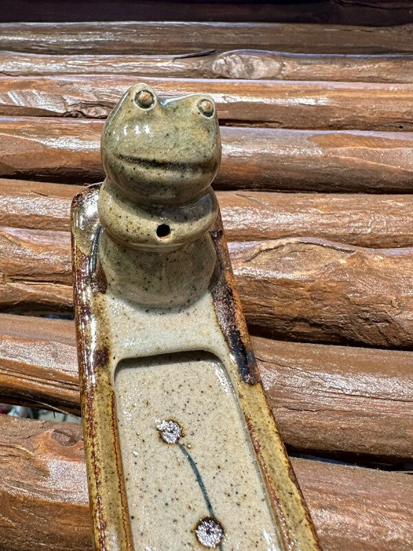 幸せをもたらす!パロマール社製カエル 陶器お香立て メキシコ