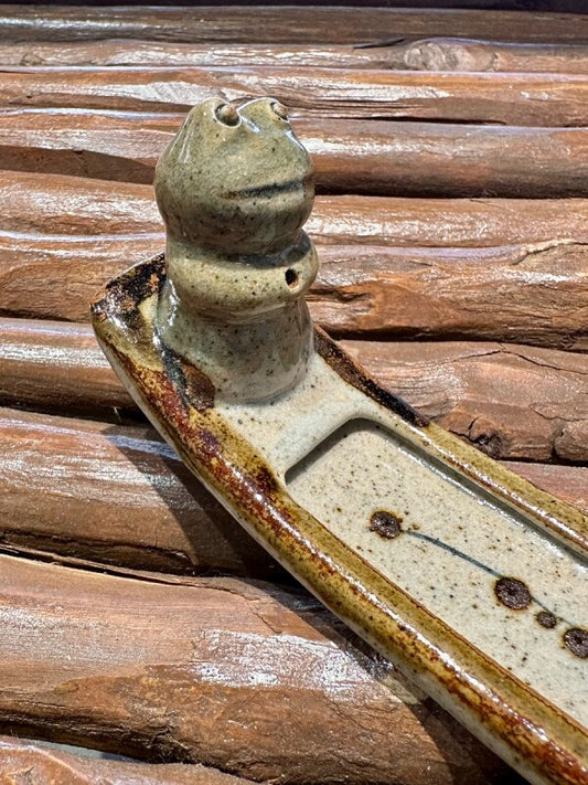 幸せをもたらす!パロマール社製カエル 陶器お香立て メキシコ