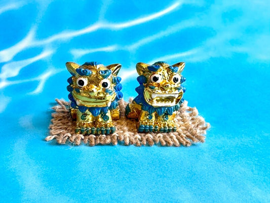 沖縄伝統の守り神 魔除けのシンボルシーサー ペア置物 小 金青