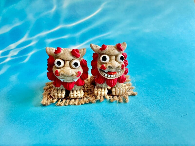 沖縄伝統の守り神 魔除けのシンボルシーサー ペア置物 小 ベージュ