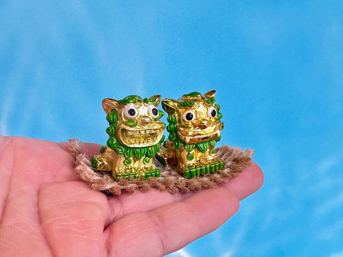 沖縄伝統の守り神 魔除けのシンボルシーサー ペア置物 小 金緑
