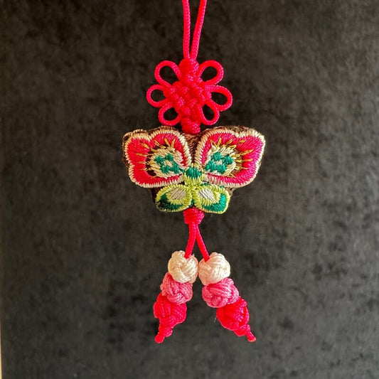 幸運を運ぶ♪絹の蝶ストラップ濃桃