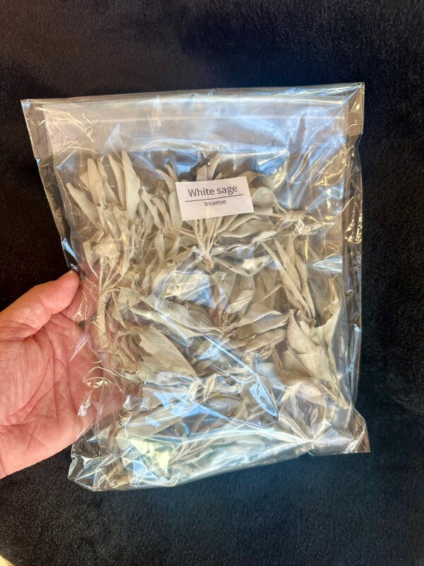 大容量!聖なるハーブ ホワイトセージ 50g〜強い浄化力であらゆるものを清める