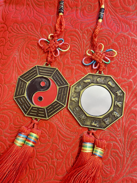 邪気を跳ね返せ!風水十二支八卦平面鏡