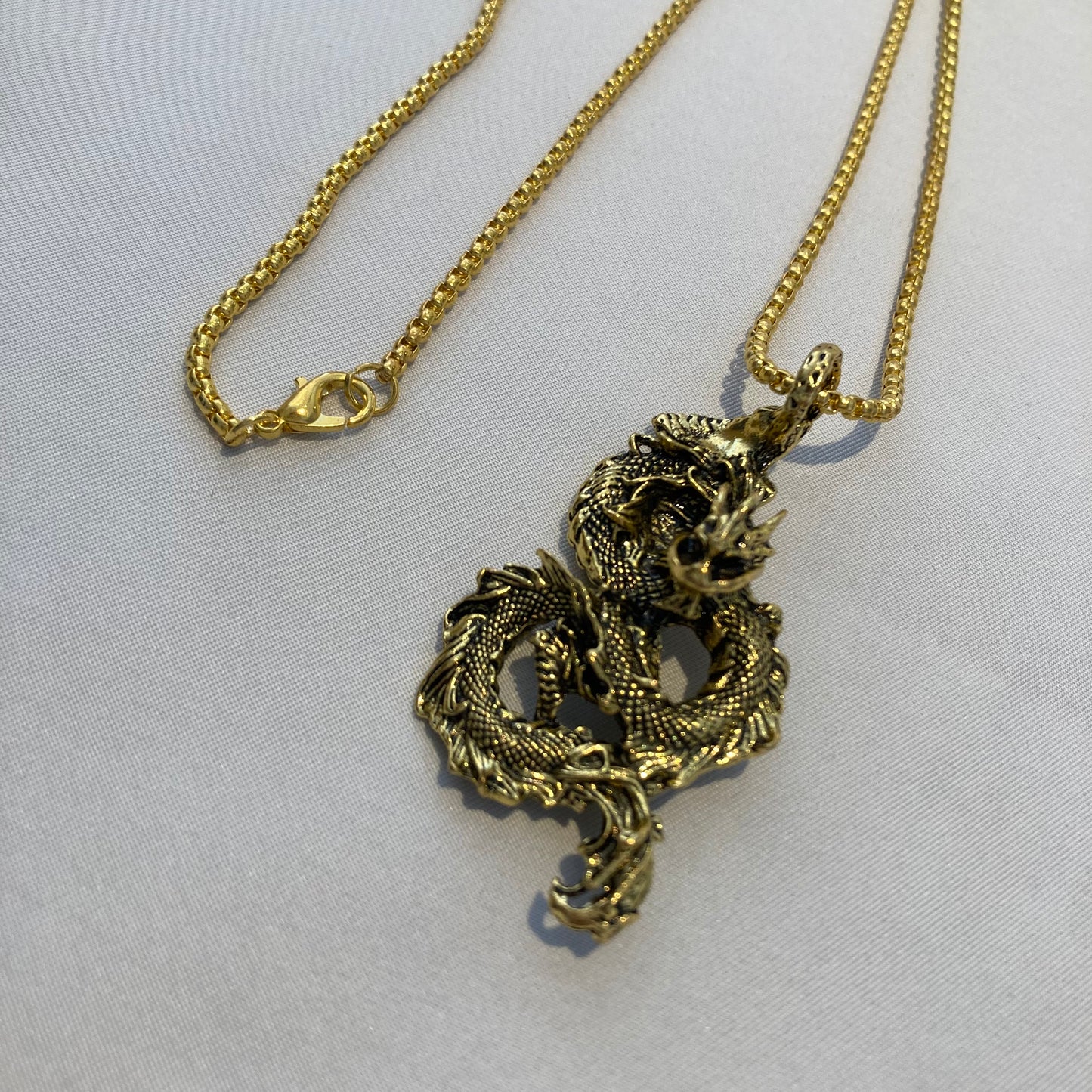 最強の開運力!ドラゴンネックレスG