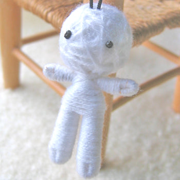 ハッピードール(ブドゥー人形)ホワイト(幸運を呼ぶお守り)