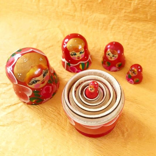 願いを吹き込む♪繁栄のマトリョーシカ 5体 小 赤