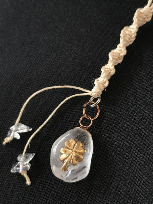 浄化と幸せの四葉クローバー★ストラップ 水晶