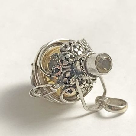 ガムランボール鳥かごタイプ☆シトリン 11月の誕生石(金運・仕事運のお守り)