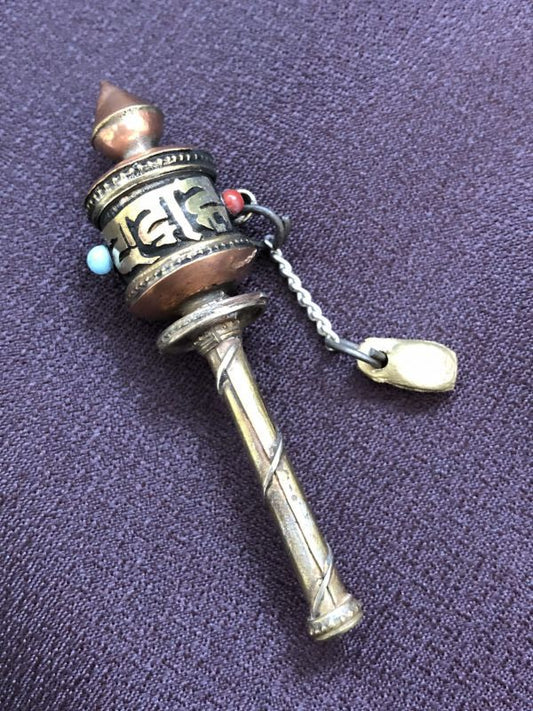 回る!様々な幸福を呼び寄せる・チベット密教の法具・マニ車