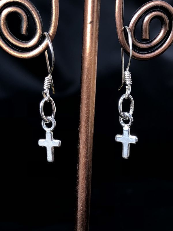 あなたを護る☆小さな十字架ピアス silver925☆