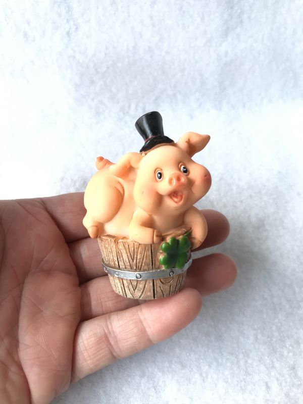 富と繁栄!幸せをもたらすブタの煙突掃除人 木樽