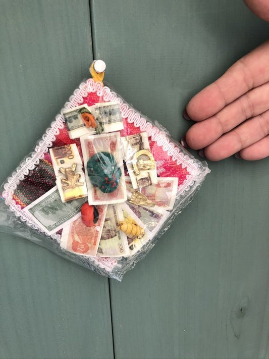 虹色の未来・金運お守り🌈金運かえるバージョン