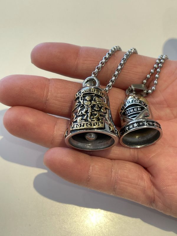 道路の悪魔を封じ込め、様々な災難から身を守る★バイカーベルペンダント Freemason