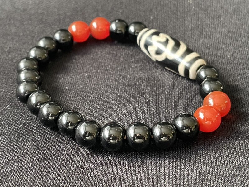 自分らしく生きながら願望を成就させる!蓮花天珠ブレスレット オニキス&瑪瑙