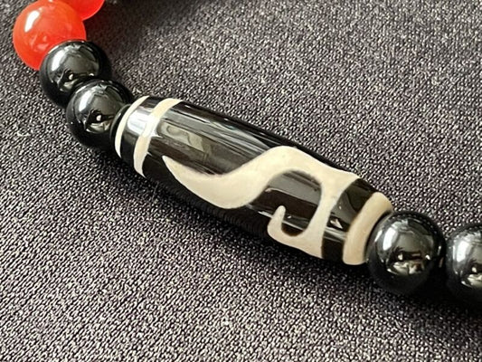 金運・財運を吊り上げる!金銭鈎天珠ブレスレット オニキス&瑪瑙