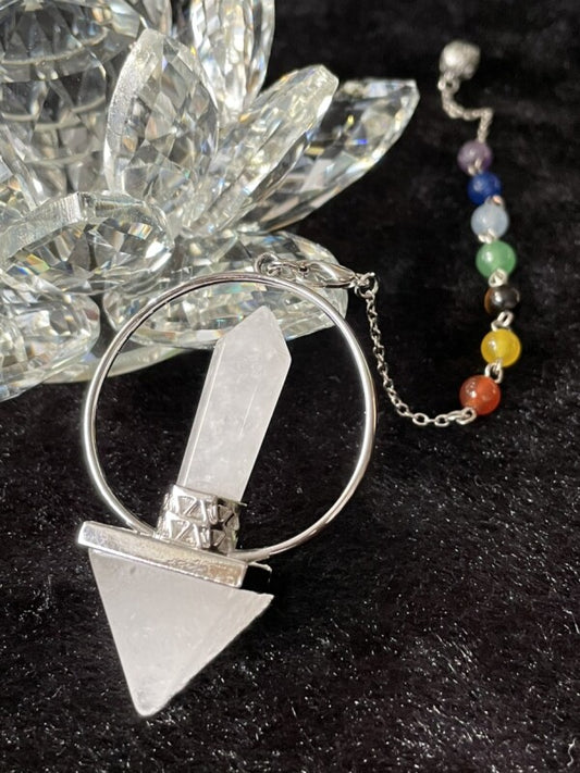 宇宙の力を集め潜在能力を開花!悩み事の答えを導き出す!7チャクラ!ピラミッドペンデュラム 水晶(クリスタル)