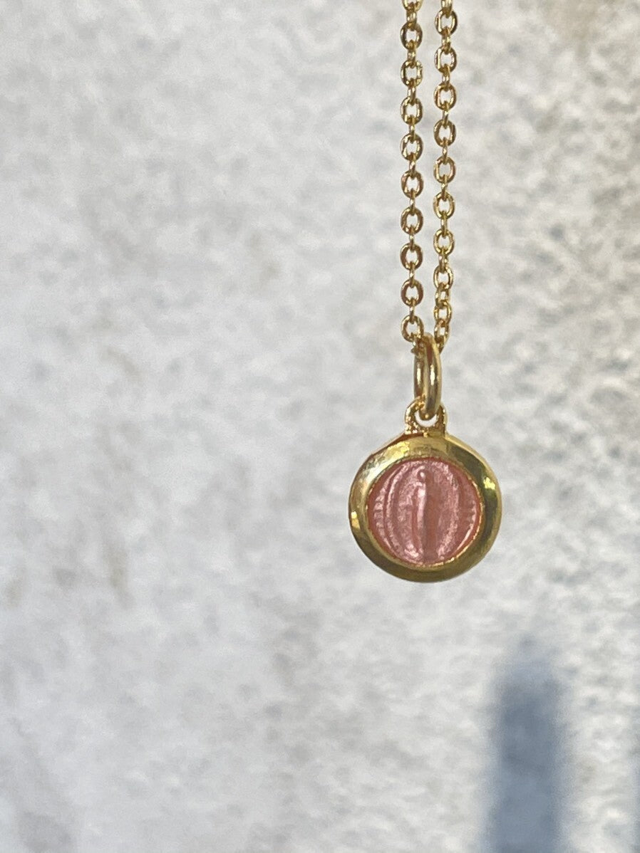 不思議 小さなメダイネックレス・マリアローズ