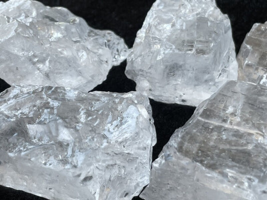 漂う悪い気を強力に浄化!神秘★希少!ヒマラヤクリスタル岩塩 C-約90~100g(1個の価格)