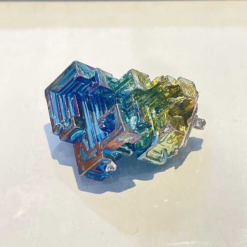 夢や目標に向かって真っ直ぐ前進させ、成功へ導く!ビスマス結晶 B