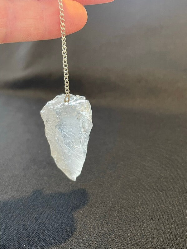 悩み事の答えを導き出す!あなたを輝かせる願い石★虹入りレインボークリスタル ペンデュラムA