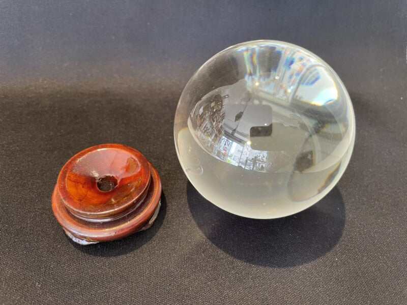 すべてを浄化!水晶球(置台付き)